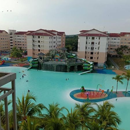 Delima Hotel & Homestay ポートディクソン エクステリア 写真