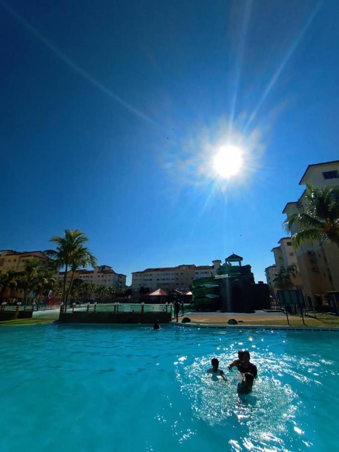 Delima Hotel & Homestay ポートディクソン エクステリア 写真
